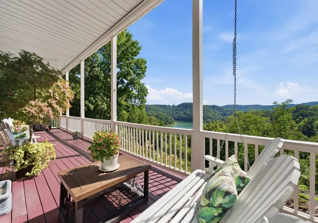 Photo 2 of Single family home for sale at 255 Nadia Ln, Smithville, TN 37166 | MLS# 3527122 | Listing updated on 2026-08-29