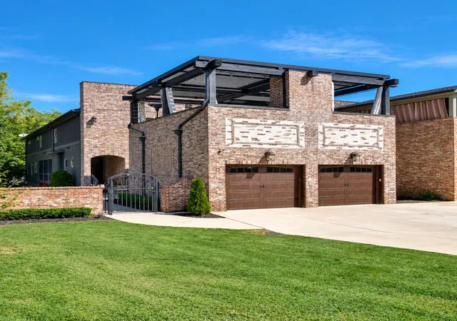 Photo 4 of Single family home for sale at 959 Caldwell Ln, Nashville, TN 37204 | MLS# 3592140 | Listing updated on 2026-09-18