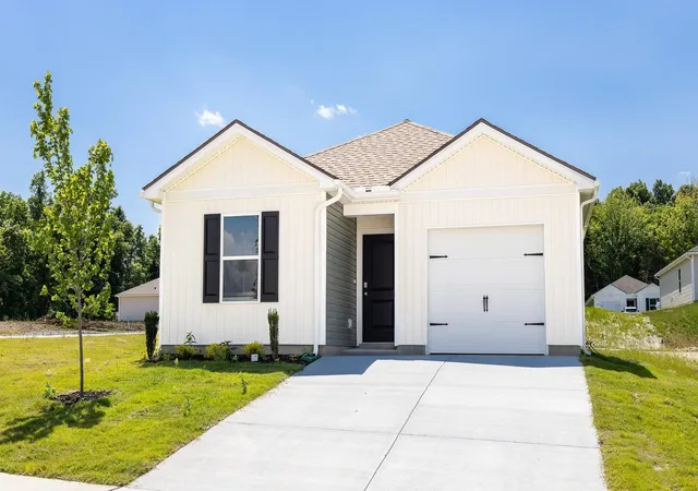 Photo 1 of Single family home for sale at 1316 Preakness Ln, Lewisburg, TN 37091 | MLS# 3527034 | Listing updated on 2026-08-26