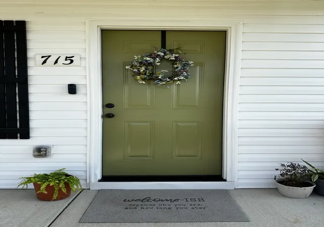 Photo 3 of Single family home for sale at 715 Caroline Ct, Lewisburg, TN 37091 | MLS# 3529553 | Listing updated on 2026-10-05