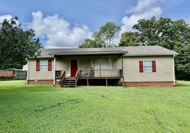 Photo 1 of Single family home for sale at 31861 County Road 8, Florence, AL 35634 | MLS# 3527265 | Listing updated on 2026-08-27