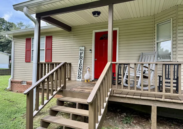 Photo 2 of Single family home for sale at 31861 County Road 8, Florence, AL 35634 | MLS# 3527265 | Listing updated on 2026-08-27