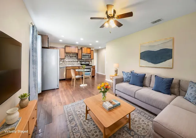 Photo 2 of Single family home for sale at 406 Cherry St, Decherd, TN 37324 | MLS# 3530678 | Listing updated on 2026-09-23