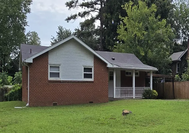 1st image of 310 Sheriff Dr, Clarksville, TN 37042 | MLS# 3527248