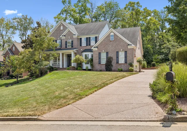Photo 2 of Single family home for sale at 9511 Grand Hvn Dr, Brentwood, TN 37027 | MLS# 3592118 | Listing updated on 2026-09-18