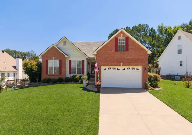 1st image of 597 Edinburgh Way, Clarksville, TN 37043 | MLS# 3527272