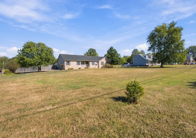 Photo 3 of Single family home for sale at 3433 Greens Ml Rd, Spring Hill, TN 37174 | MLS# 3624088 | Listing updated on 2026-10-23