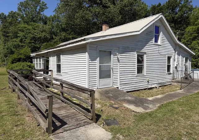 Photo 1 of Single family home for sale at 5217 Ragsdale Rd, Manchester, TN 37355 | MLS# 3527391 | Listing updated on 2026-09-02