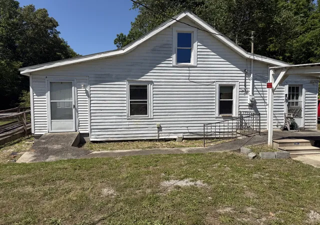 Photo 2 of Single family home for sale at 5217 Ragsdale Rd, Manchester, TN 37355 | MLS# 3527391 | Listing updated on 2026-09-02