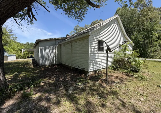 Photo 4 of Single family home for sale at 5217 Ragsdale Rd, Manchester, TN 37355 | MLS# 3527391 | Listing updated on 2026-09-02