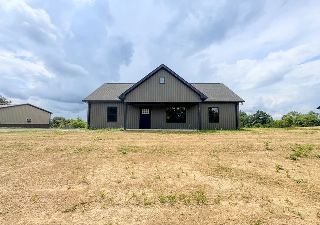 Single family home for sale at 4649 Scottsville Rd, Lafayette, TN 37083 | MLS# 3527355 | Listing updated on 2026-10-08