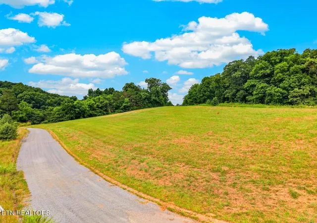 Photo 4 of Land for sale at 0 Woodland Crk Rd, Dandridge, TN 37725 | MLS# 3536062 | Listing updated on 2026-09-03