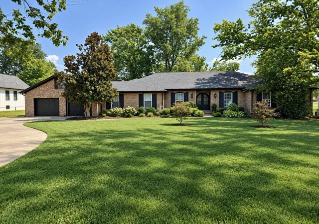 Single family home for sale at 137 Baltusrol Rd, Franklin, TN 37069 | MLS# 3547995