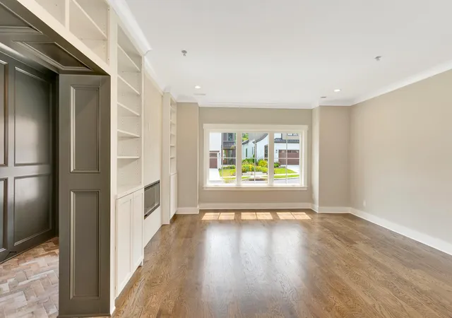 Photo 3 of Townhouse for sale at 861 Cranes Camp Trail, Chattanooga, TN 37415 | MLS# 3527406 | Listing updated on 2026-10-08