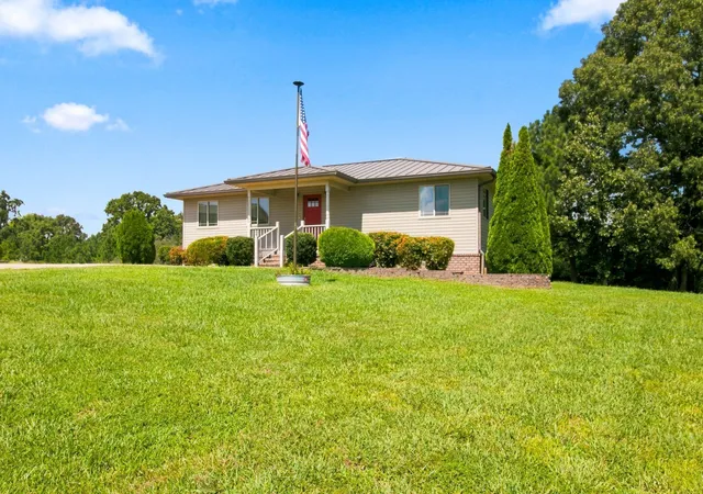 Photo 3 of Single family home for sale at 6649 Rabbit Crk Rd, Buchanan, TN 38222 | MLS# 3531724 | Listing updated on 2026-09-04