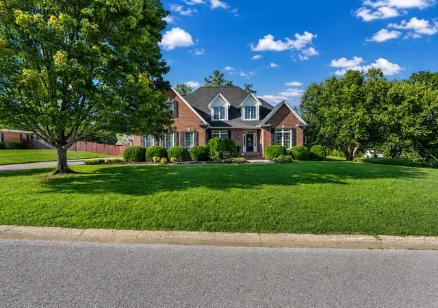 3rd image of 142 Indian Hills Dr, Clarksville, TN 37043 | MLS# 3527512