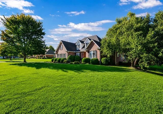 4th image of 142 Indian Hills Dr, Clarksville, TN 37043 | MLS# 3527512