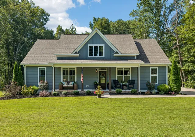 Photo 1 of Single family home for sale at 133 Old Hwy 96, Burns, TN 37029 | MLS# 3596471 | Listing updated on 2026-10-04