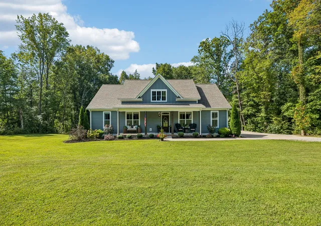 Photo 2 of Single family home for sale at 133 Old Hwy 96, Burns, TN 37029 | MLS# 3596471 | Listing updated on 2026-10-04