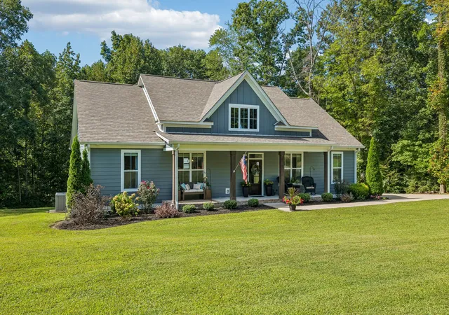 Photo 3 of Single family home for sale at 133 Old Hwy 96, Burns, TN 37029 | MLS# 3596471 | Listing updated on 2026-10-04