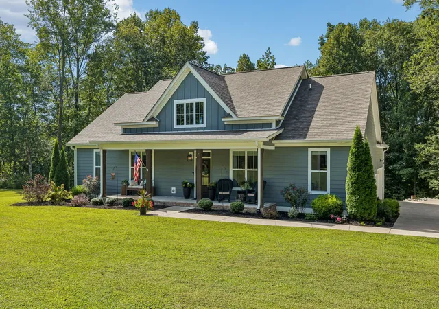 Photo 3 of Single family home for sale at 133 Old Hwy 96, Burns, TN 37029 | MLS# 3596471 | Listing updated on 2026-10-04
