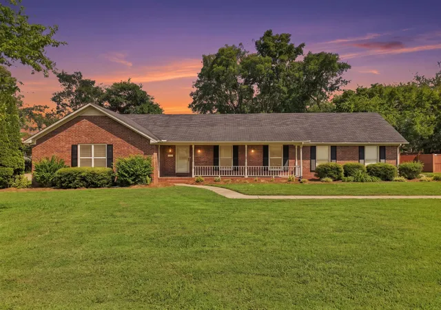 Photo 2 of Single family home for sale at 718 Majesty Dr, Murfreesboro, TN 37129 | MLS# 3527497 | Listing updated on 2026-09-04
