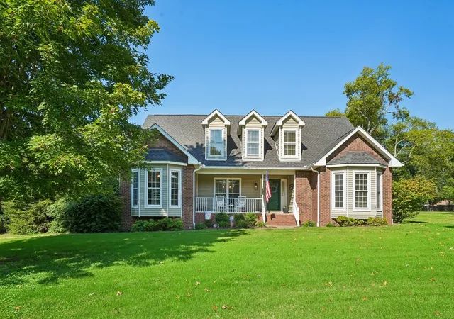 Photo 1 of Single family home for sale at 103 Green Meadows Dr, Hendersonville, TN 37075 | MLS# 3541583 | Listing updated on 2026-09-29