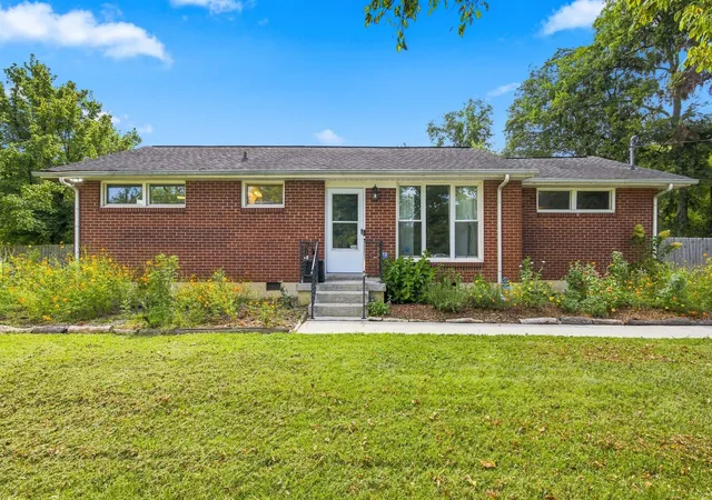 1st image of 1914 Cypress Dr, Murfreesboro, TN 37130 | MLS# 3529729