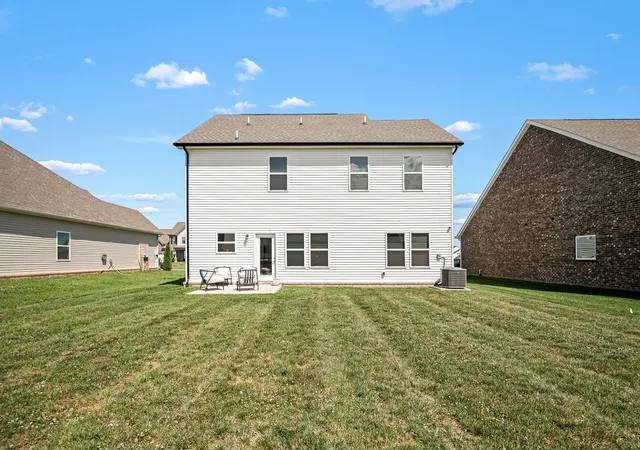 Photo 2 of Single family home for sale at 3707 Lc Smith Dr, Murfreesboro, TN 37129 | MLS# 3528686 | Listing updated on 2026-10-01