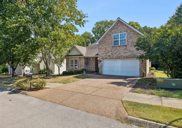 Photo 2 of Sale Pending at 3212 Vera Valley Rd, Franklin, TN 37064 | MLS# 3527582 | Listing updated on 2026-10-07
