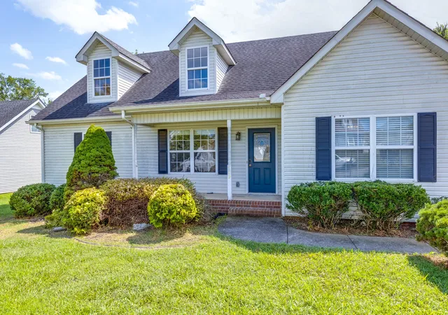 Photo 2 of Single family home for sale at 512 Myers Parsons Way, Murfreesboro, TN 37127 | MLS# 3531075 | Listing updated on 2026-09-02