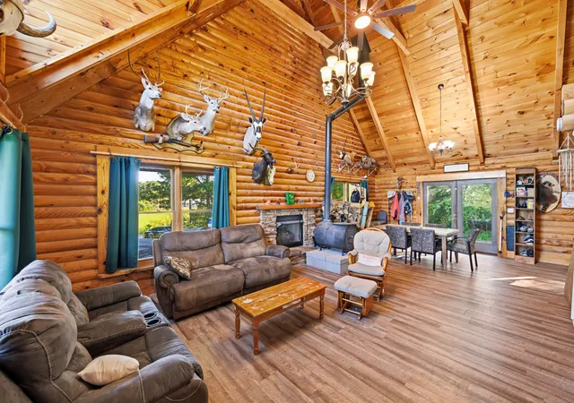 Photo 2 of Single family home for sale at 2950 Mckenzie Rd, Parsons, TN 38363 | MLS# 3527842 | Listing updated on 2026-10-01