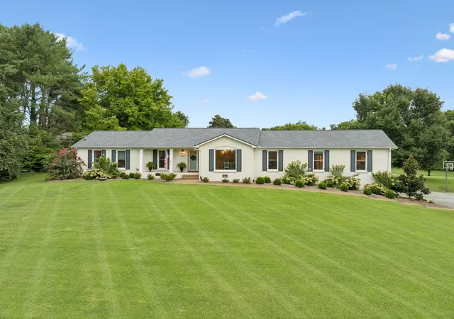 Photo 1 of Sale Pending at 2205 Morriswood Ct, Franklin, TN 37064 | MLS# 3527723 | Listing updated on 2026-08-28