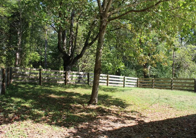 Photo 4 of Single family home for sale at 78 College St, Erin, TN 37061 | MLS# 3527726 | Listing updated on 2026-08-28