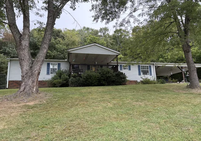 Photo 2 of Manufactured home for sale at 1840 Cedar Bluff Rd, Lafayette, TN 37083 | MLS# 3527897 | Listing updated on 2026-10-01