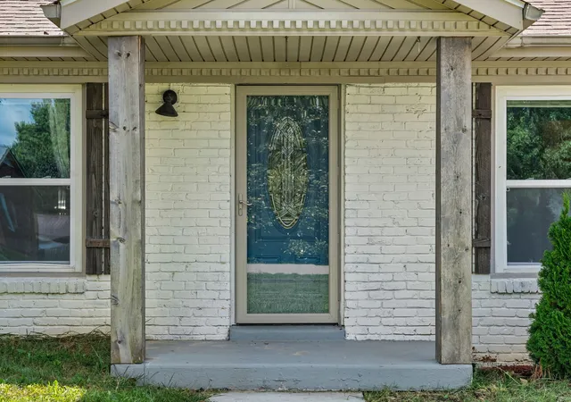 Photo 4 of Single family home for sale at 118 Johnson Cir, Clarksville, TN 37040 | MLS# 3528016 | Listing updated on 2026-09-05
