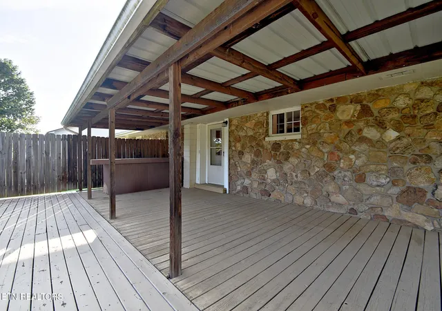 Photo 3 of Single family home for sale at 2718 Mayfield Dr, Talbott, TN 37877 | MLS# 3544532 | Listing updated on 2026-09-16