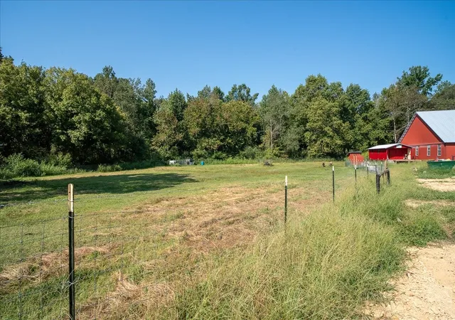 Photo 2 of Single family home for sale at 115 Denson Rd, Lawrenceburg, TN 38464 | MLS# 3541430 | Listing updated on 2026-09-04