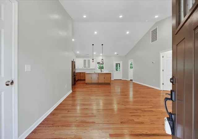 Photo 4 of Single family home for sale at 115 Dale Ln, Dover, TN 37058 | MLS# 3541383 | Listing updated on 2026-09-06