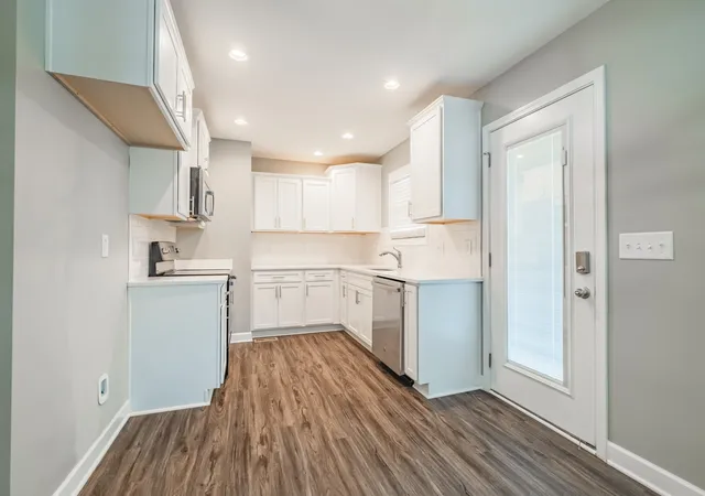 Photo 3 of Single family home for sale at 664 Ridge St, Manchester, TN 37355 | MLS# 3529810 | Listing updated on 2026-09-29