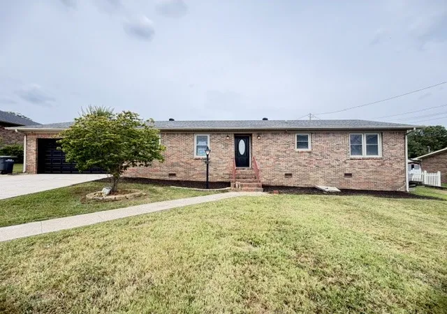 Photo 1 of Single family home for sale at 119 Mason Dr, Fayetteville, TN 37334 | MLS# 3527732 | Listing updated on 2026-09-30