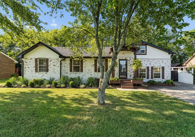 Photo 1 of Single family home for sale at 440 Lealand Ln, Lebanon, TN 37087 | MLS# 3544102 | Listing updated on 2026-09-23