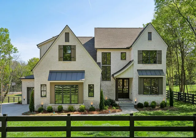 Photo 1 of Single family home for sale at 109a Earline Dr, Hendersonville, TN 37075 | MLS# 3527968 | Listing updated on 2026-08-28