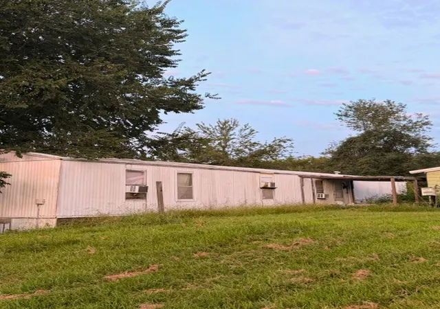Photo 3 of Manufactured home for sale at 3231 Hwy 52 E, Bethpage, TN 37022 | MLS# 3527894 | Listing updated on 2026-08-31
