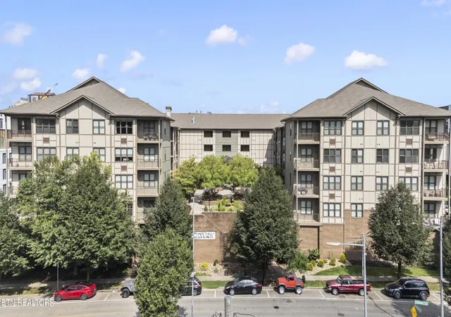 4th image of 445 W Blount Ave #502, Knoxville, TN 37920 | MLS# 3527780