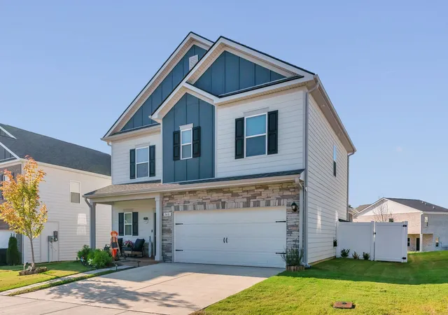 Photo 2 of Single family home for sale at 348 Winston Way, Gallatin, TN 37066 | MLS# 3527794 | Listing updated on 2026-08-27