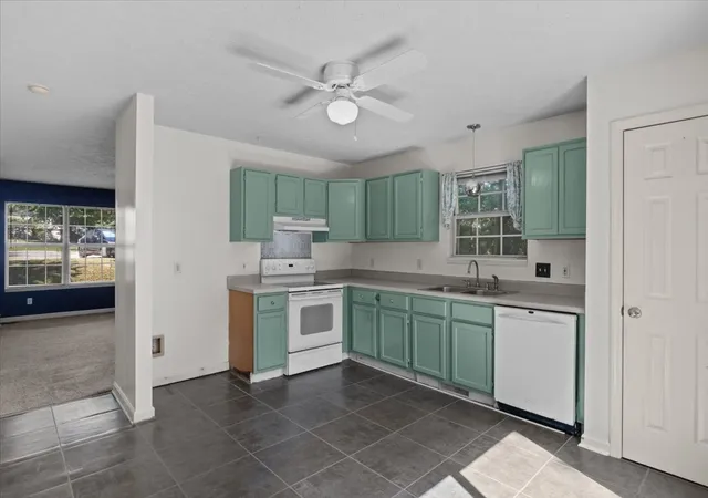 Photo 4 of Multi family home for sale at 211 Reeves St, Dickson, TN 37055 | MLS# 3530964 | Listing updated on 2026-09-05