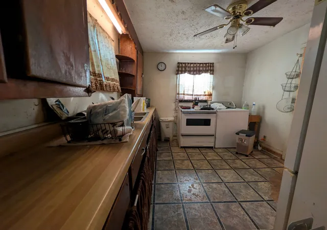 4th image of 1023 E Woodrow St, Milan, TN 38358 | MLS# 3527839