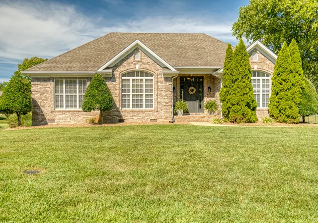 Photo 1 of Single family home for sale at 203 Cambridge Station Rd, Franklin, KY 42134 | MLS# 3527871 | Listing updated on 2026-08-27