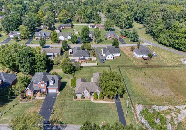 Photo 37 of Single family home for sale at 203 Cambridge Station Rd, Franklin, KY 42134 | MLS# 3527871 | Listing updated on 2026-08-27